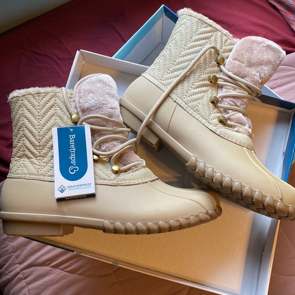 NEW Baretraps FLASH Women's Boots Light Khaki Size 8 M